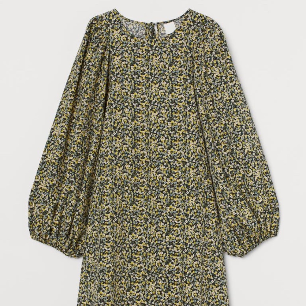 Floral Puff-Sleeved Dress